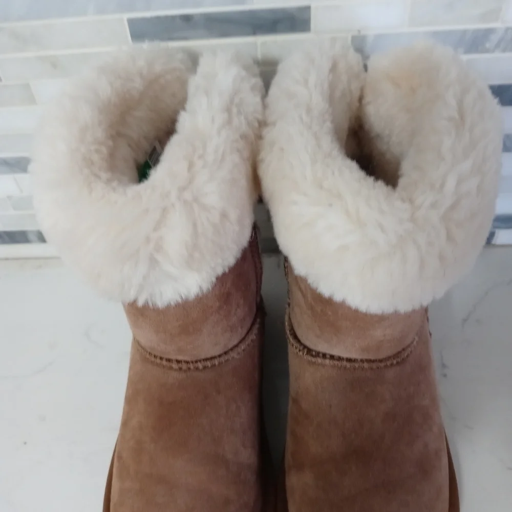 Lamo Elise Shearling Beige Suede Upper Faux fur Lining Toddler Boots 1Y
